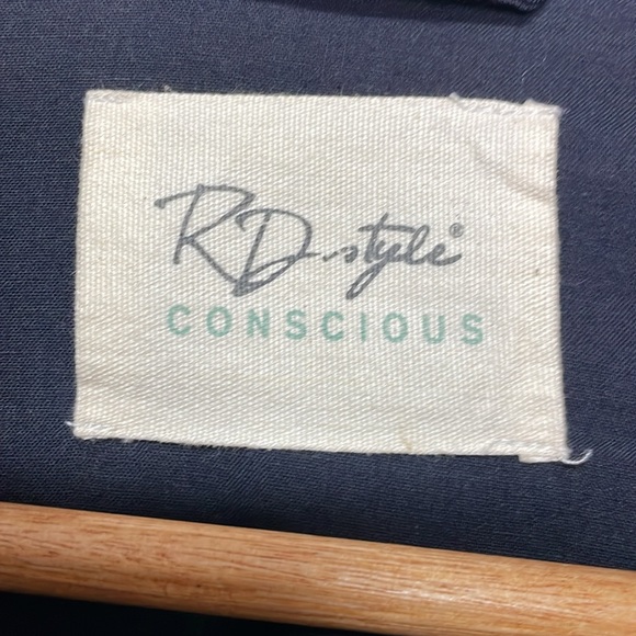 RD Style Cropped checked Shacket - Picture 2 of 6